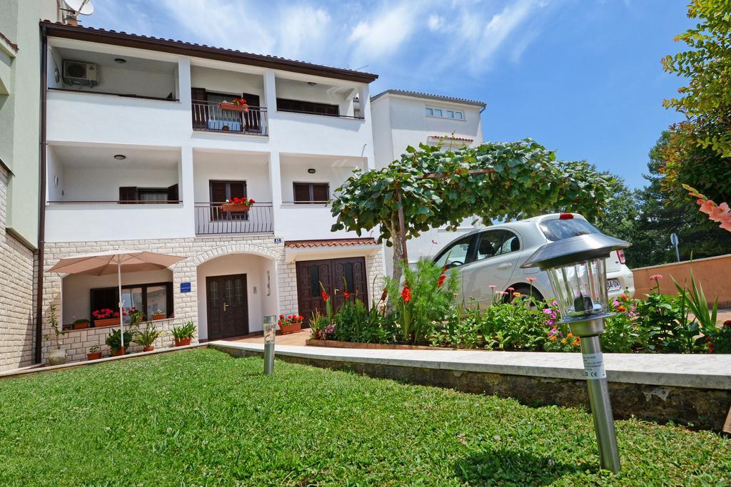 Apartma Palmic *